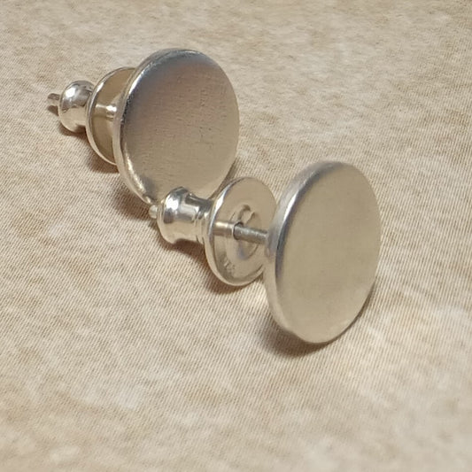Minimalist Argentium Silver Stud Earrings – Small Brushed Disk Post Earrings by Mocahete