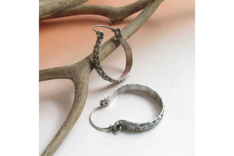 1.5" sterling silver floral hoop earrings image 4