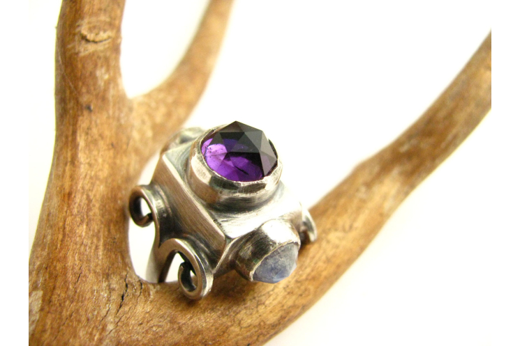 Amethyst and Moonstone Ring