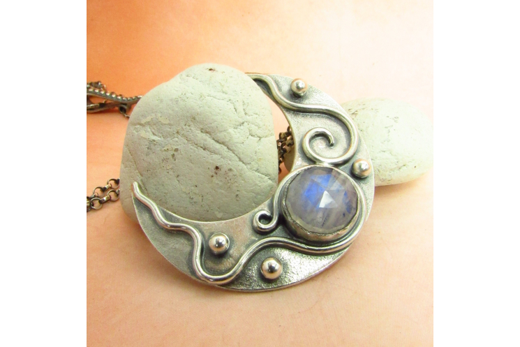 Moonstone Crescent Moon Pendant Necklace In Argentium Sterling Silver - 4