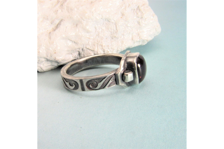 Unisex Argentium Sterling Silver And Cushion Cut Garnet Ring