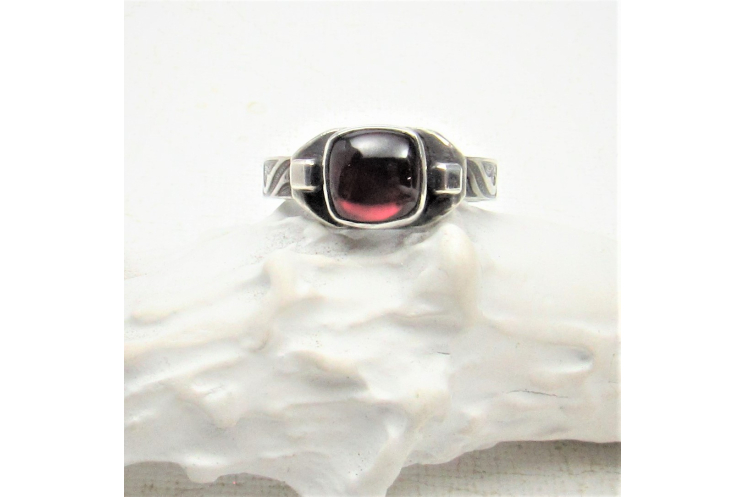 Unisex Argentium Sterling Silver And Cushion Cut Garnet Ring
