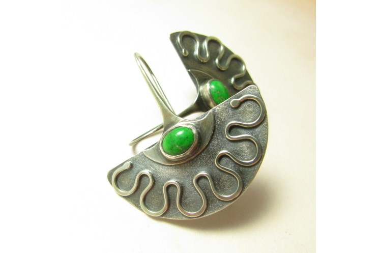 Emerald Green Maw Sit Sit And Argentium Sterling Silver Exotic Fan Earrings - 1