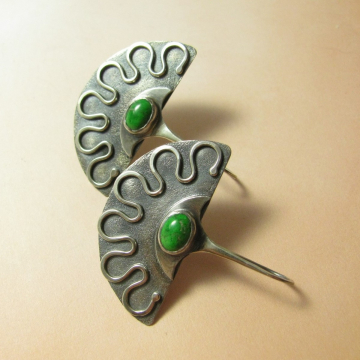 Emerald Green Maw Sit Sit And Argentium Sterling Silver Exotic Fan Earrings